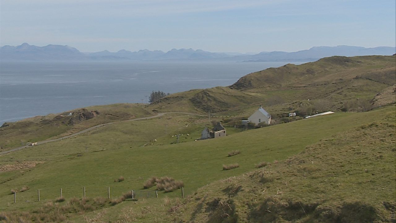 New fish farm off coast of Skye given green light by Highland councillors 