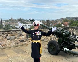 General goes ‘out with a bang’ as he steps down as Governor of Edinburgh Castle