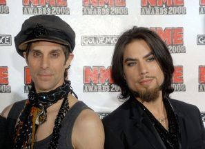 Jane’s Addiction cancels show after singer Perry Farrell throws punch at guitarist Dave Navarro