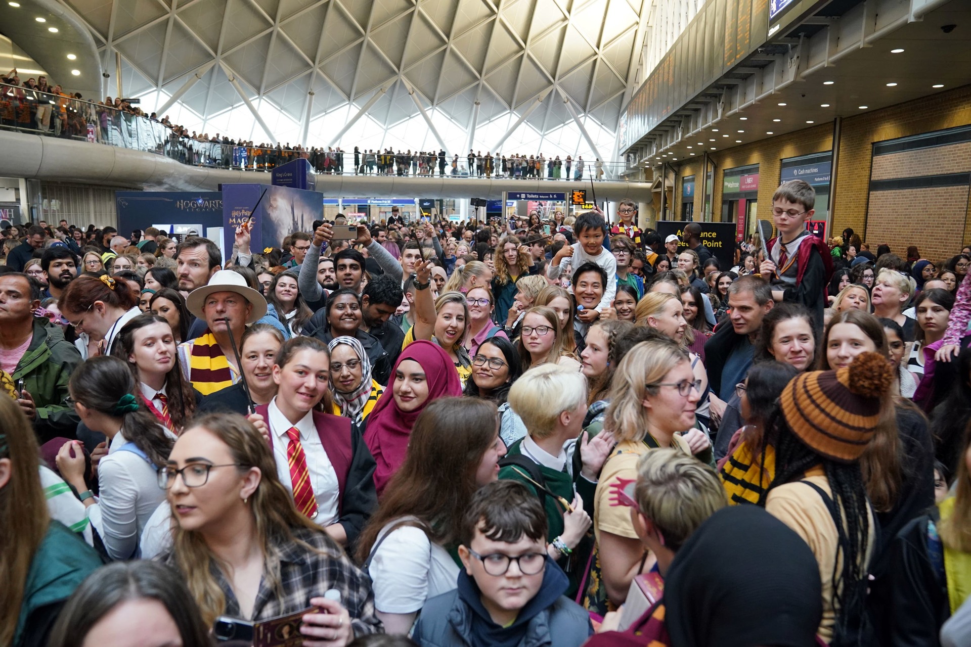 2023 Harry Potter event at London train station