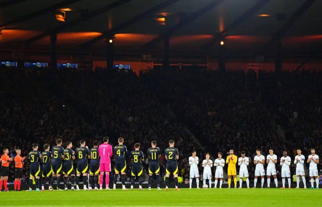 Scotland supporters hold minute’s applause in memory of Alex Salmond