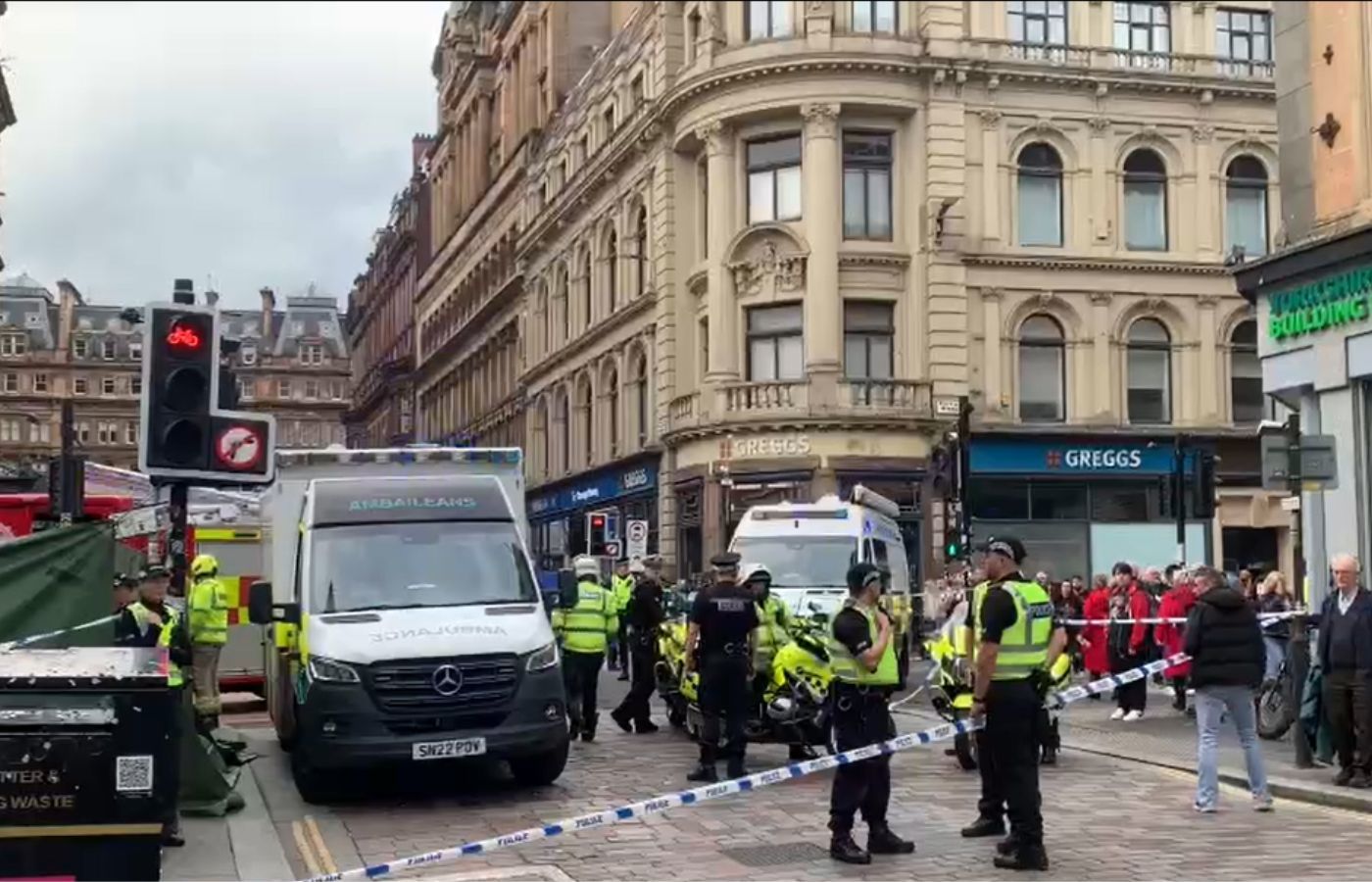 Emergency services on Union Street