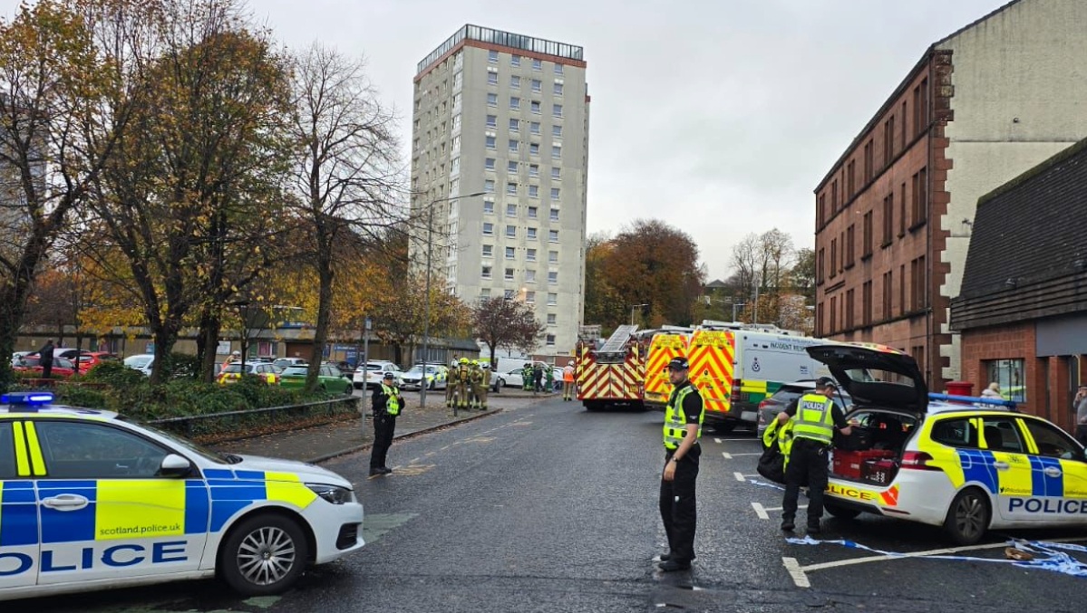 Second man charged after bomb squad explode ‘suspicious item’ in Clydebank