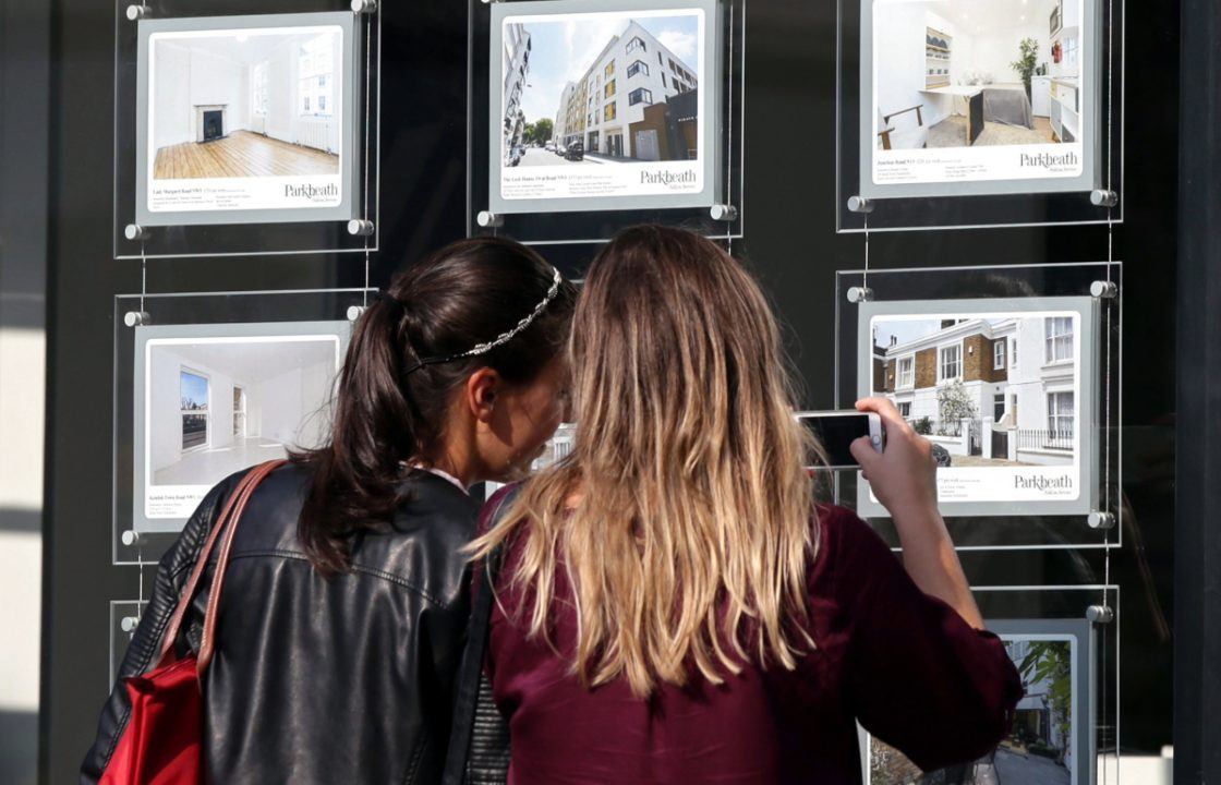 Average UK house price hit record high in October, says Halifax