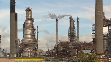 Scottish secretary ‘resigned’ to Grangemouth refinery shutting down