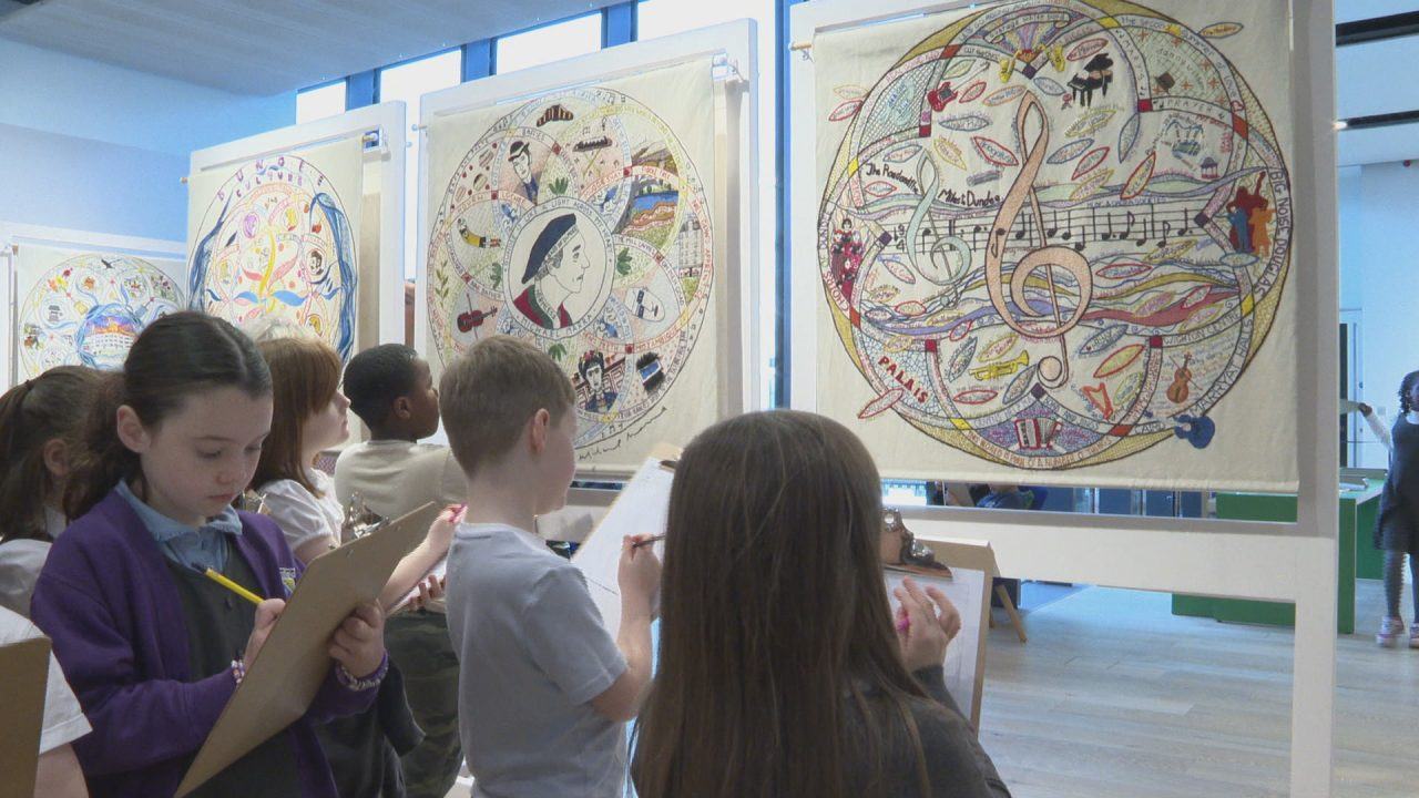 Dundee Tapestry inspires children to create their own version for school anniversary