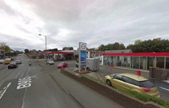 Staff threatened by masked man with weapon in Larbert petrol station robbery bid