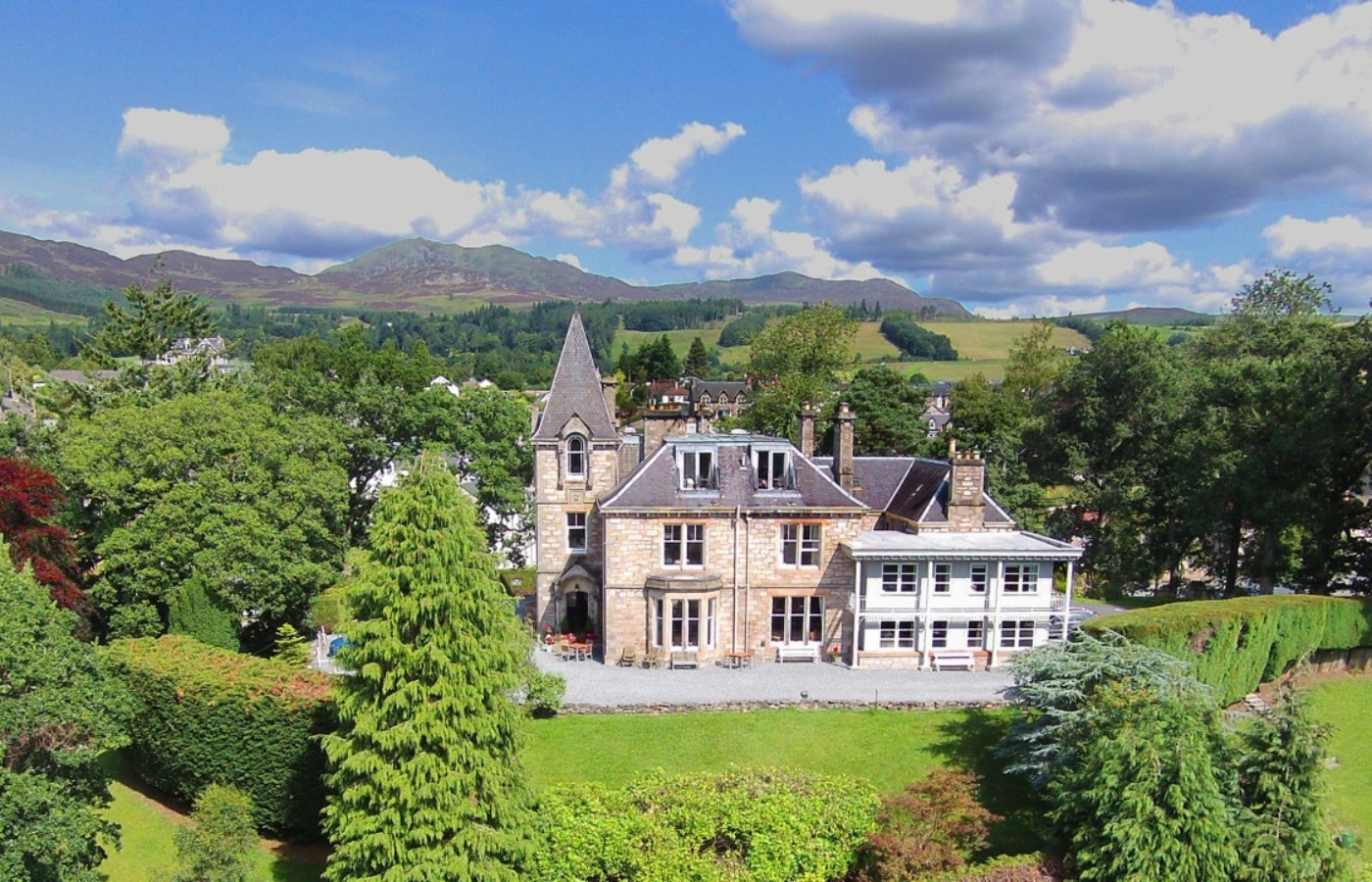 Their current sites include Crossbasket Castle, Greywalls, Isle of Eriska Hotel and Spa, Rocpool Reserve and the Glenfinnan Hotel. 