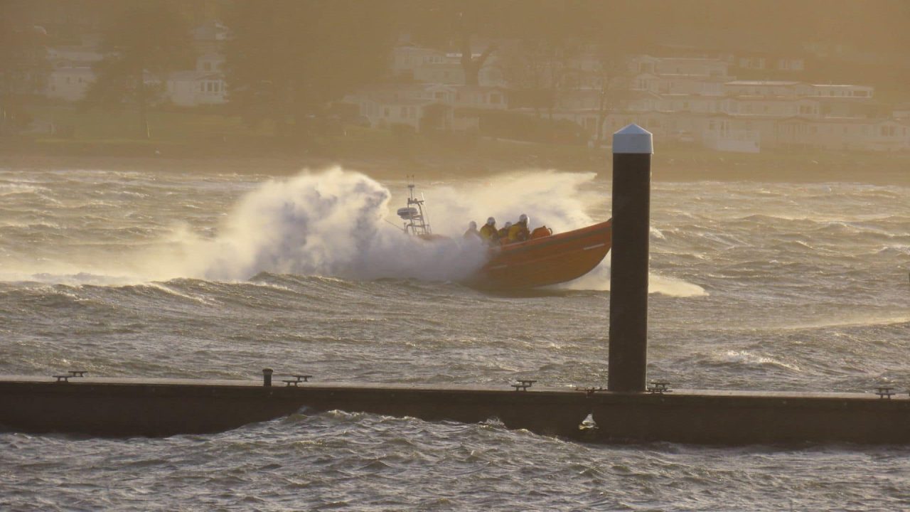 Divers rescued by Coastguard helicopter after becoming stuck on rocks