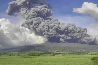 Mass evacuation of Philippine villages under way after volcanic eruption