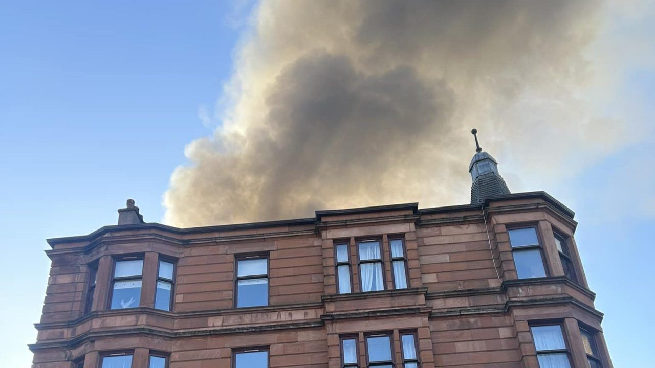 Fire crews called to Walker Street in Paisley following reports of blaze at tenement block