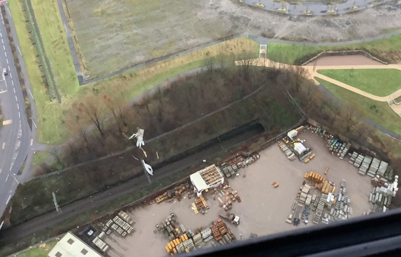 A roof of a building stopping trains from Glasgow Queen Street