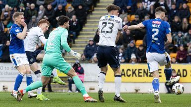 Simon Murray on target as Dundee heap more woe on bottom side St Johnstone