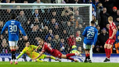 Rangers dominate Aberdeen in 3-0 Premiership win at Ibrox