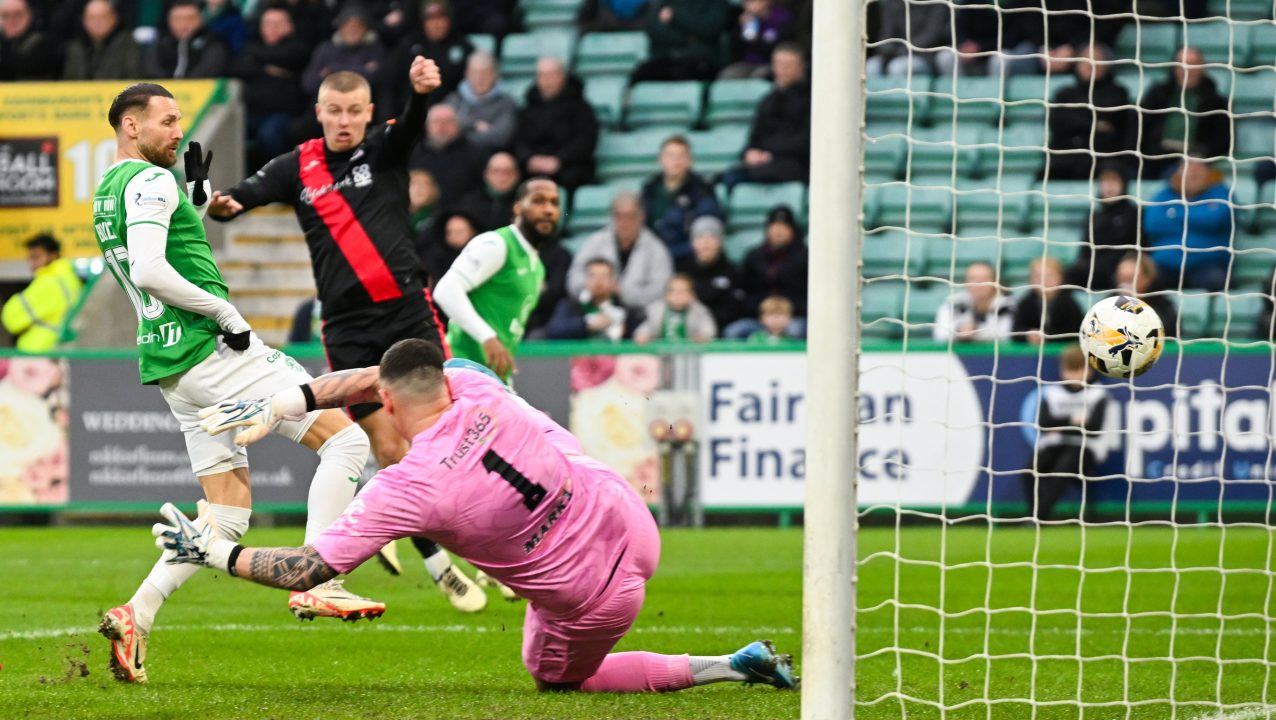 Martin Boyle nets twice as Hibernian see off Clydebank with 3-0 win