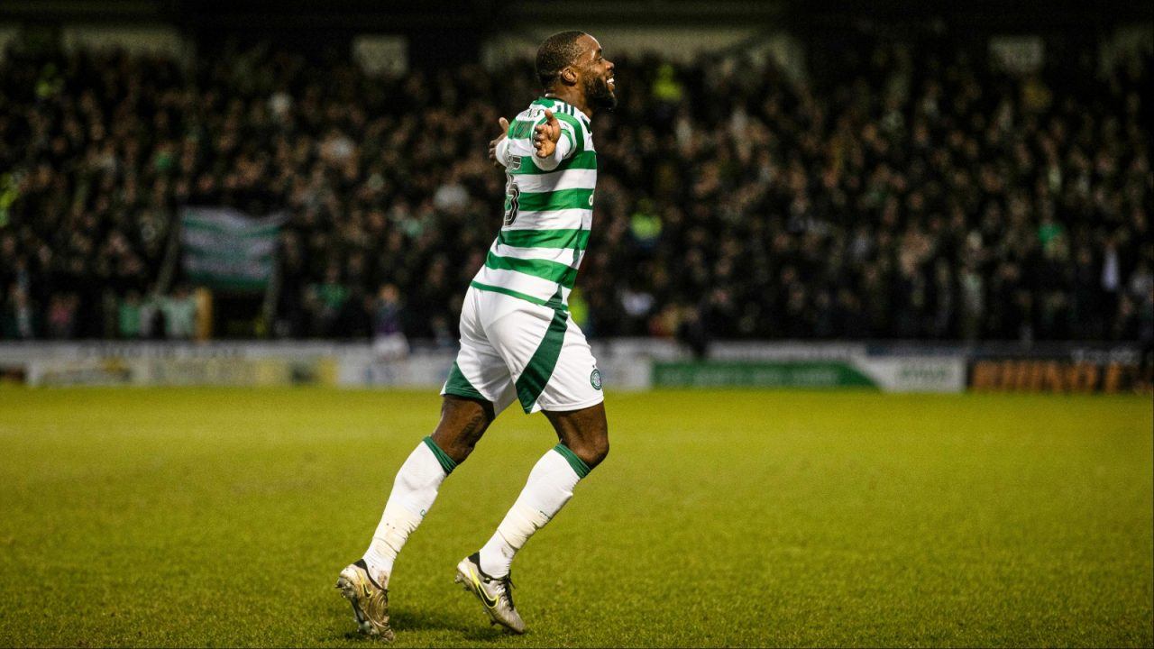 Five star Celtic beat St Mirren in Paisley to move 16-points clear at top of Premiership