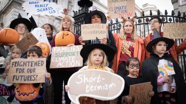 Families to lobby for end of oil and gas extraction in UK