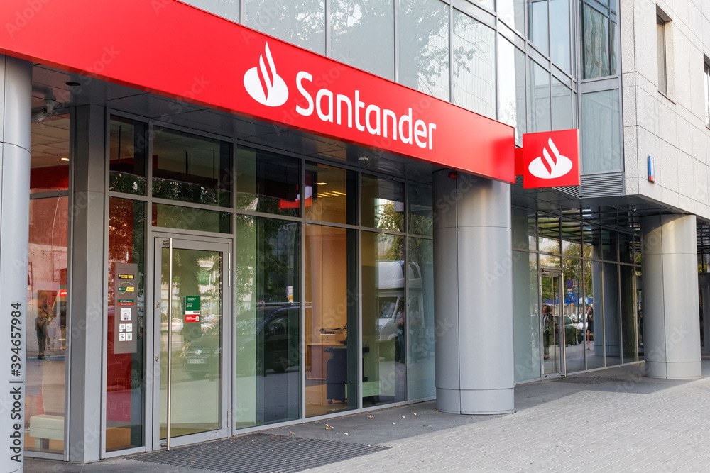 Full list of Scottish Santander branches set to close as hundreds of jobs at risk