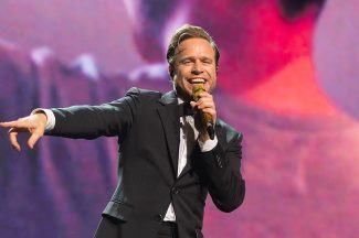 Olly Murs ‘so sorry’ after cancelling Glasgow show 20 minutes into set