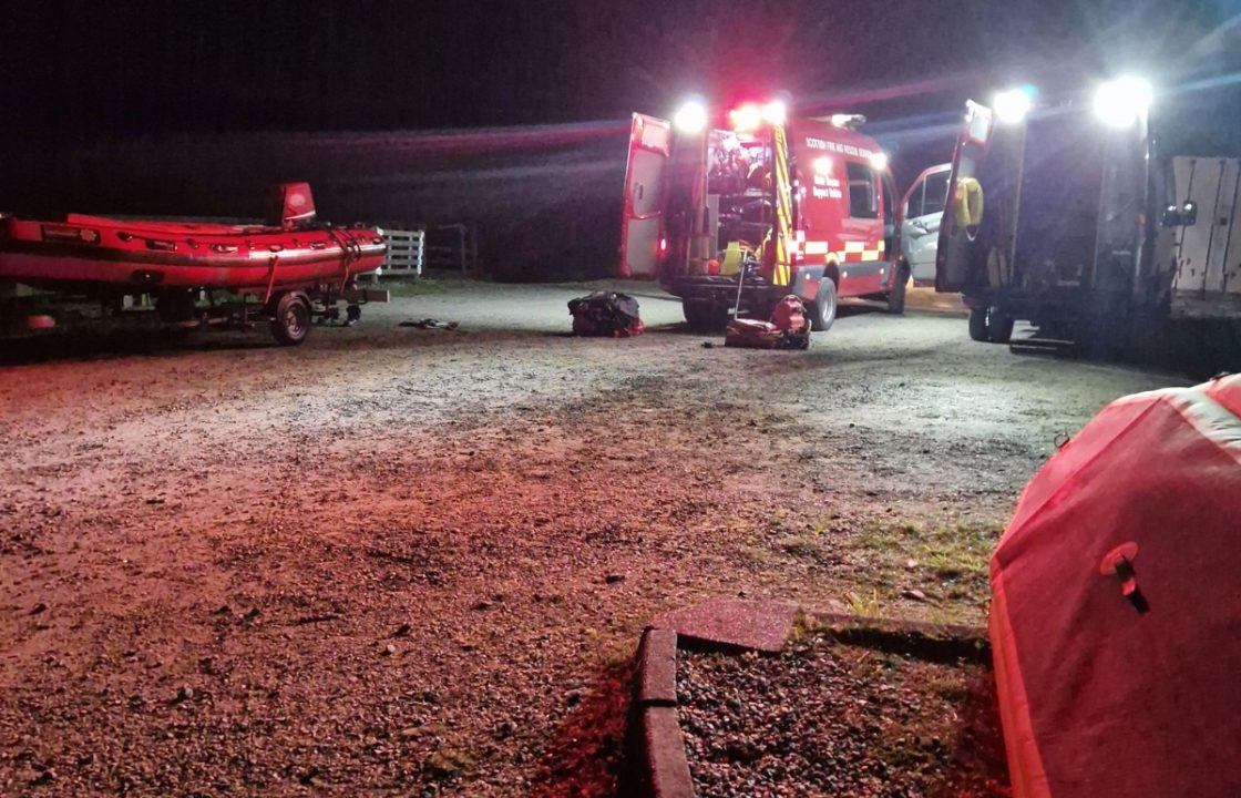Body recovered in emergency search of loch for man last seen swimming