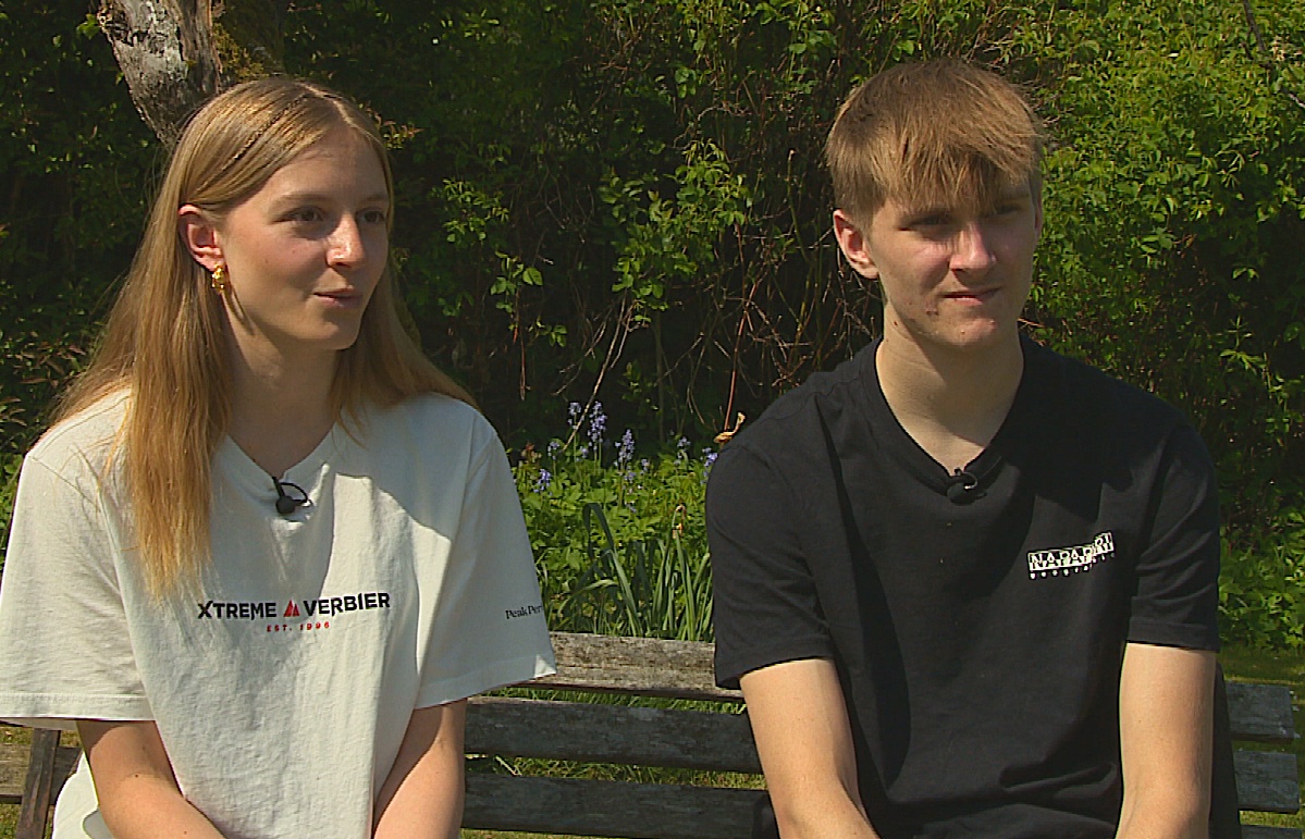 Sophie, 18, and Timothy, 16, tried to save their grandad by performing CPR.