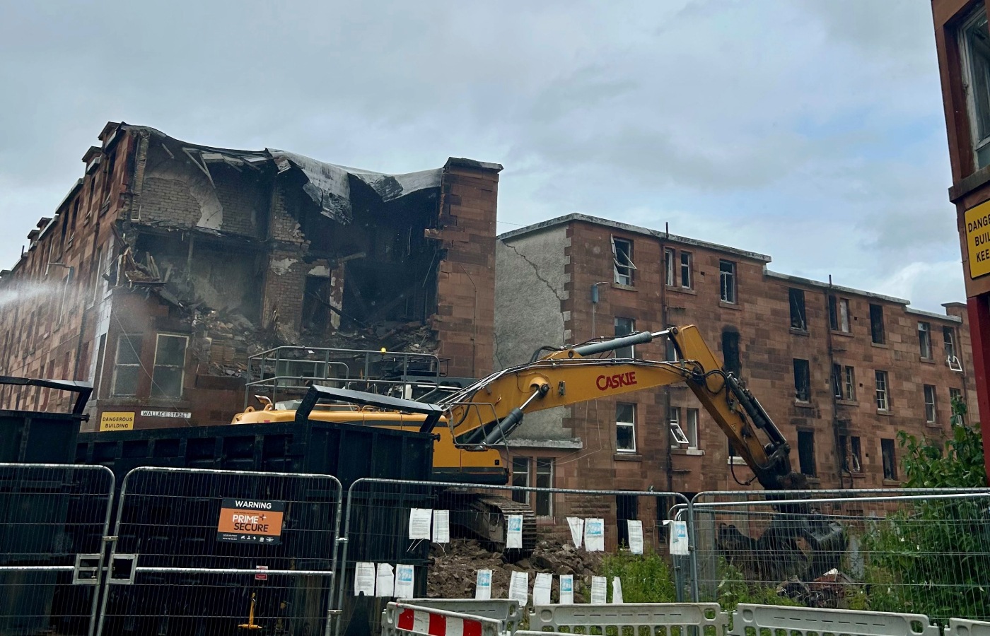 During demolition, 430 residential properties across 45 tenement blocks will be torn down.