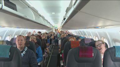 Children with life-shortening illnesses on special sightseeing flight