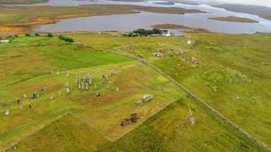 Proposed windfarm could lose island £15m, say residents