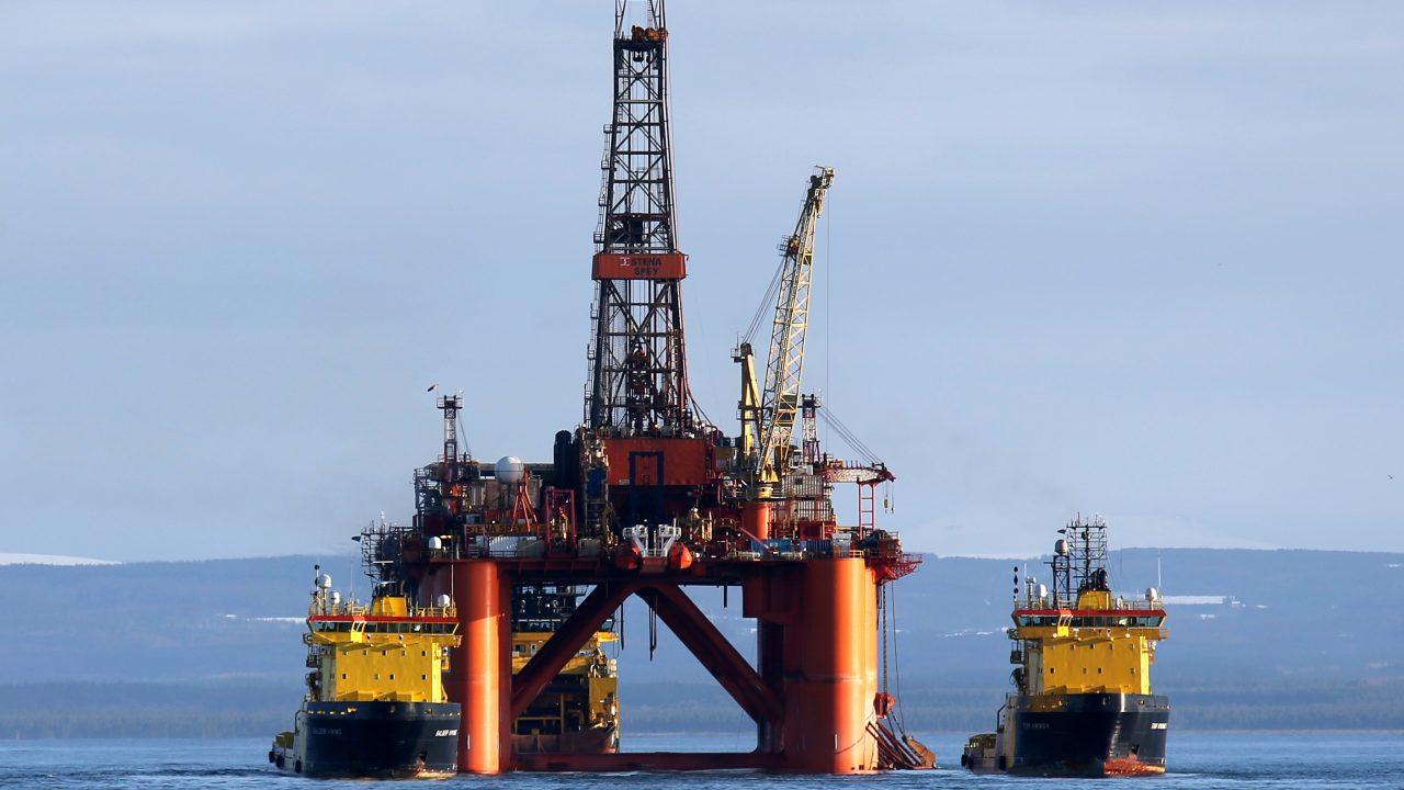 A report warns the oil and gas workforce could drop from 115,000 to as low as 57,000 by ‘the early 2030s’