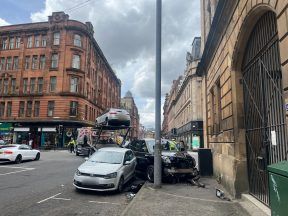 Three in hospital and four treated at scene after crash in Glasgow
