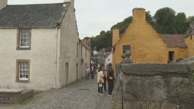 Outlander fans flock to historic sites ahead of final season