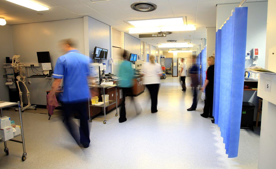 Accident and emergency waits at best level for almost two years, figures show