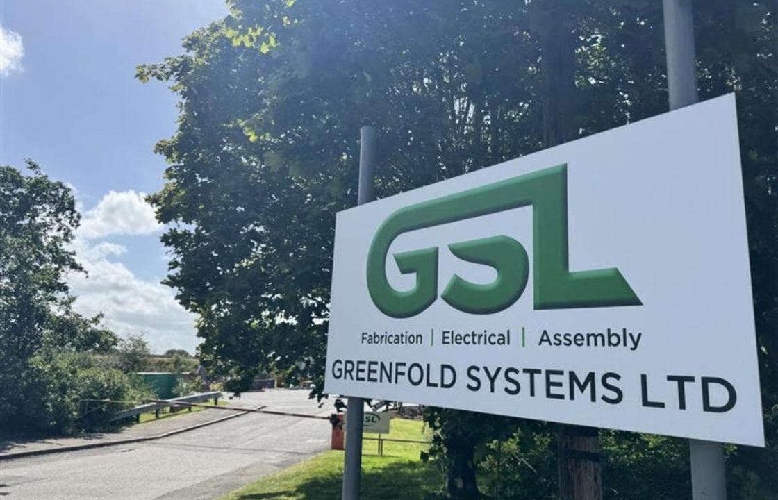 Fife bus manufacturer enters administration after loss of Alexander Dennis contract