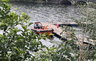 Six people rescued from boat stranded on Loch Lomond