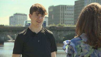 Teen stabbed with broken bottle returns to scene of attempted murder