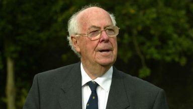 Last surviving Second World War Victoria Cross recipient dies aged 105
