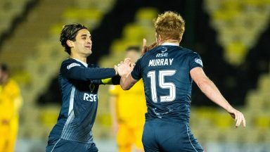 Yan Dhanda joins Dundee after ‘seven calls a day’ from Simon Murray to sell move
