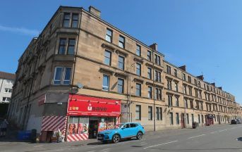 Shop worker seriously injured after being ‘sprayed with substance’ during robbery in Glasgow