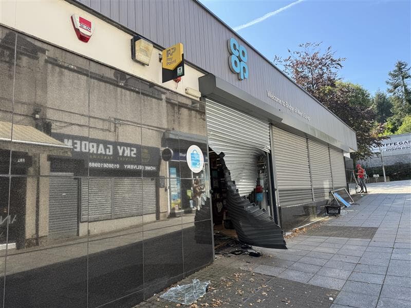 Hunt for masked men after truck crashed into shop and ATM stolen in Bridge of Weir