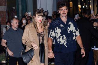Taylor Swift announces engagement to Travis Kelce