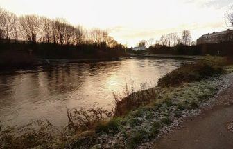 Body recovered from River Leven days after man seen entering water