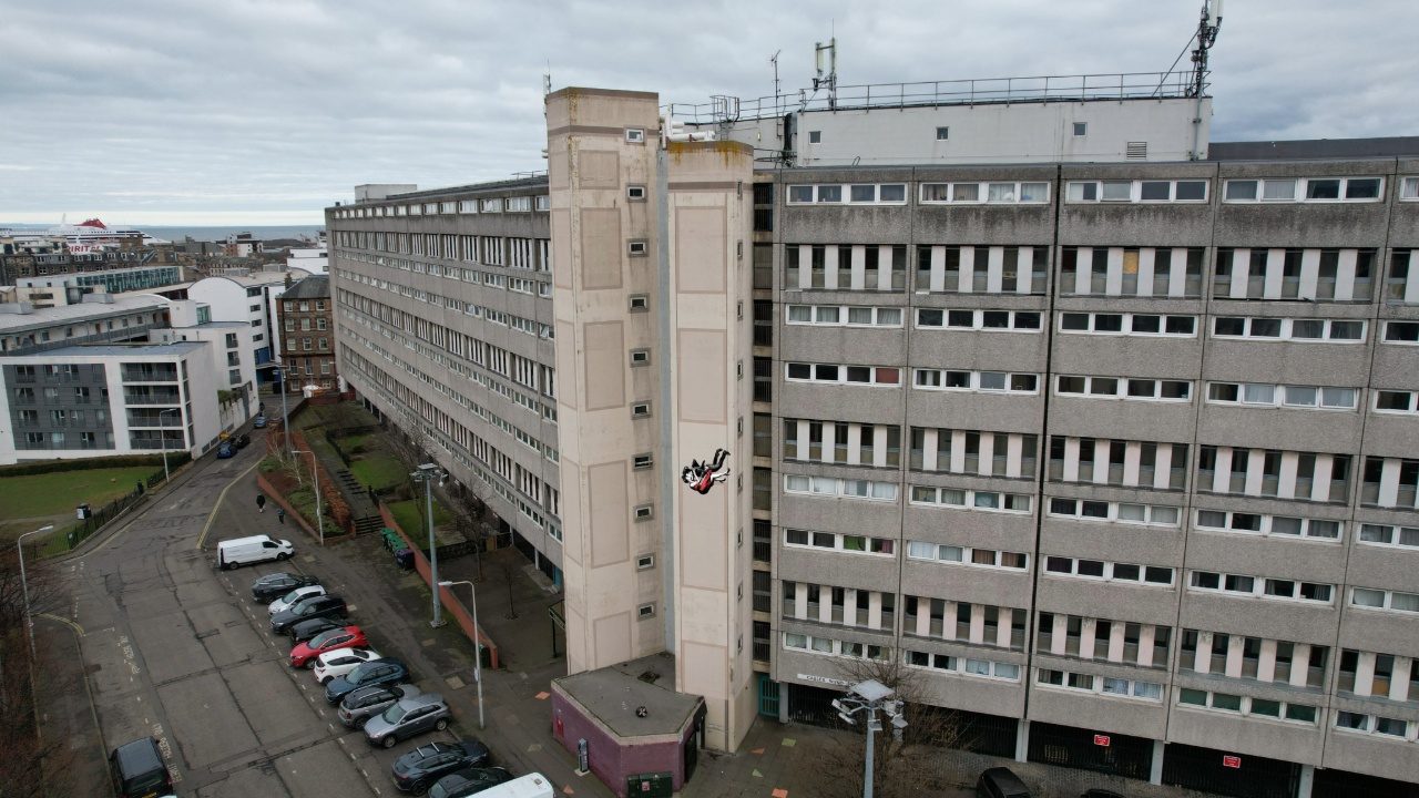 Edinburgh Council painted over street art ‘vandalism’ at Banana flats