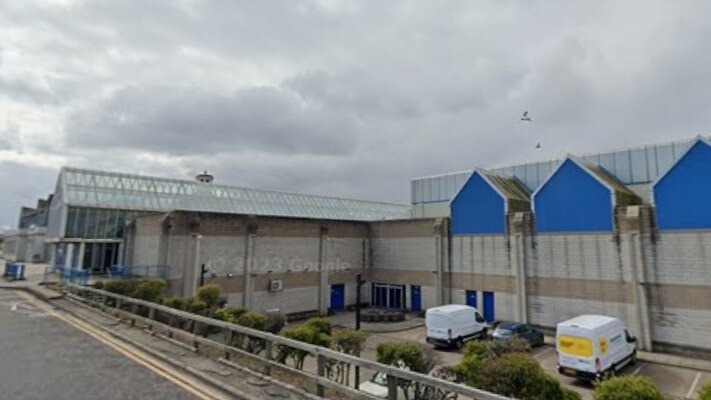 Demolition of iconic Aberdeen beach leisure centre begins