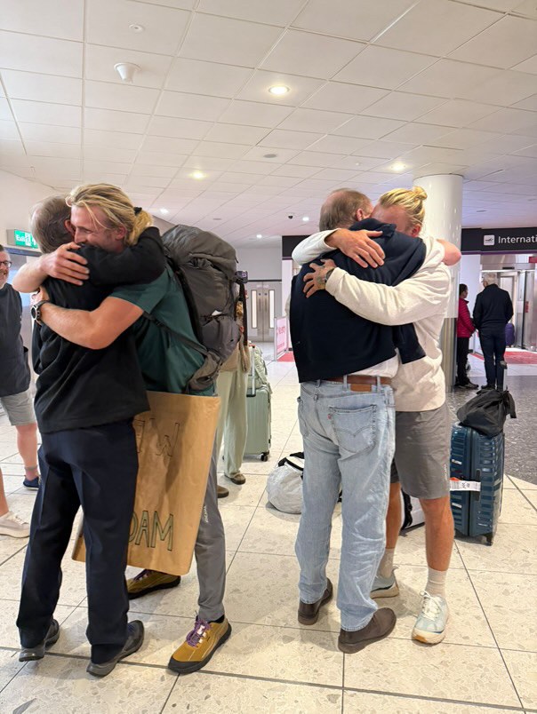 Maclean brothers arrive in Glasgow after Pacific ocean row