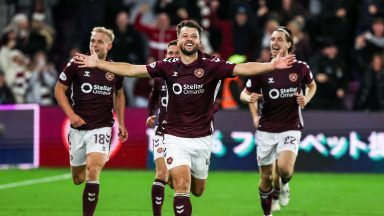 Hearts v Hibs: Late Craig Halkett goal gives Premiership leaders 1-0 win