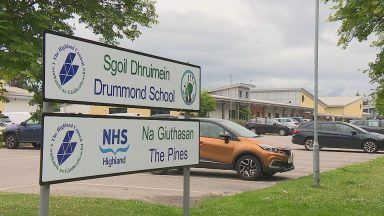 School staff shortages leaving parents ‘angry and heartbroken’