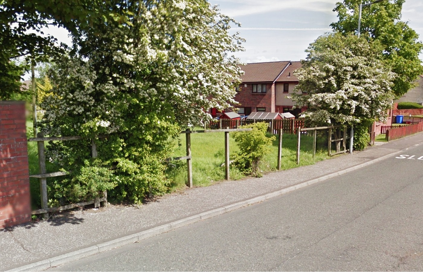 The old fence behind Witchknowe Court in Kilmarnock.