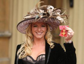 Mone should not be in Lords after Covid PPE contract breach, says Reeves