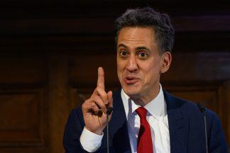 Miliband: Labour will invite nuclear bosses to Scotland day after election win