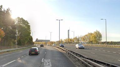 Lane closed on Clydeside Expressway after rush hour crash as drivers face tailbacks